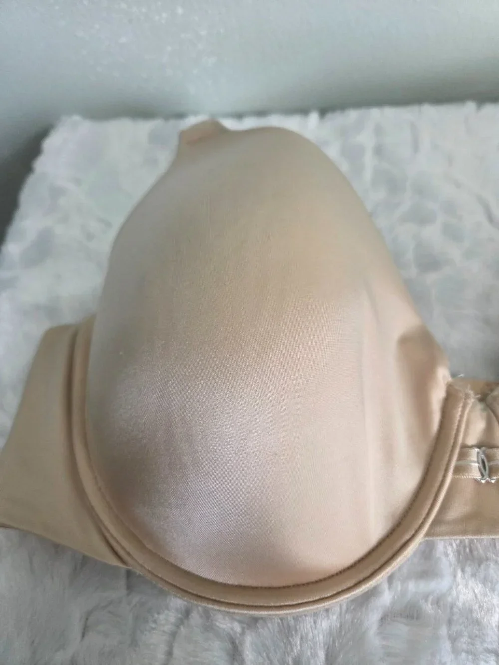 Vanity Fair Bra Women's 40D Beige Body Sculpt Underwire Padded Adjustable NWOT